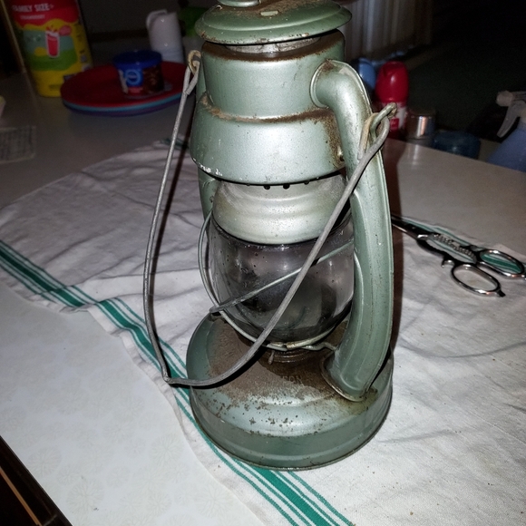 Vintage, Embury No 10, Air Pilot, Kerosene Lantern - {Antique} - Picture 15 of 16